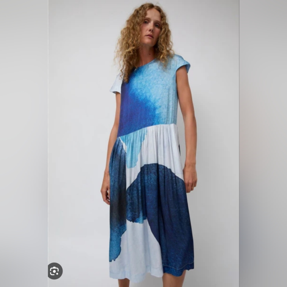 No. 6 Blue and White Dress